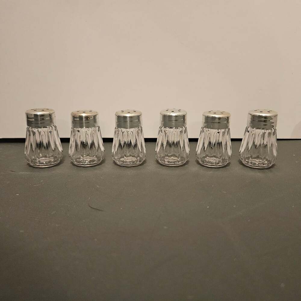 Vintage Individual Mini Plastic Salt Pepper Shakers Ribbed Lot of 6 Diner Picnic